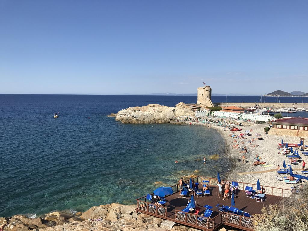 ./images/beach/marciana-marina2.jpg